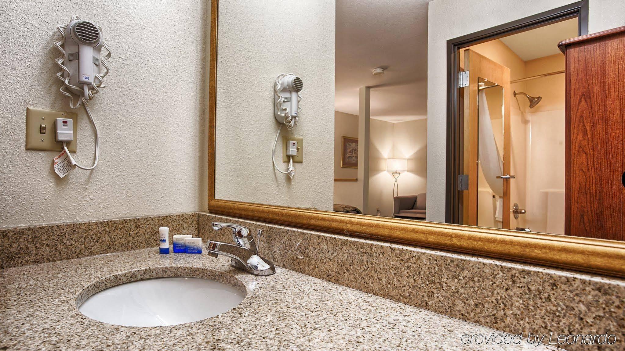 Surestay Hotel By Best Western Ottawa Экстерьер фото