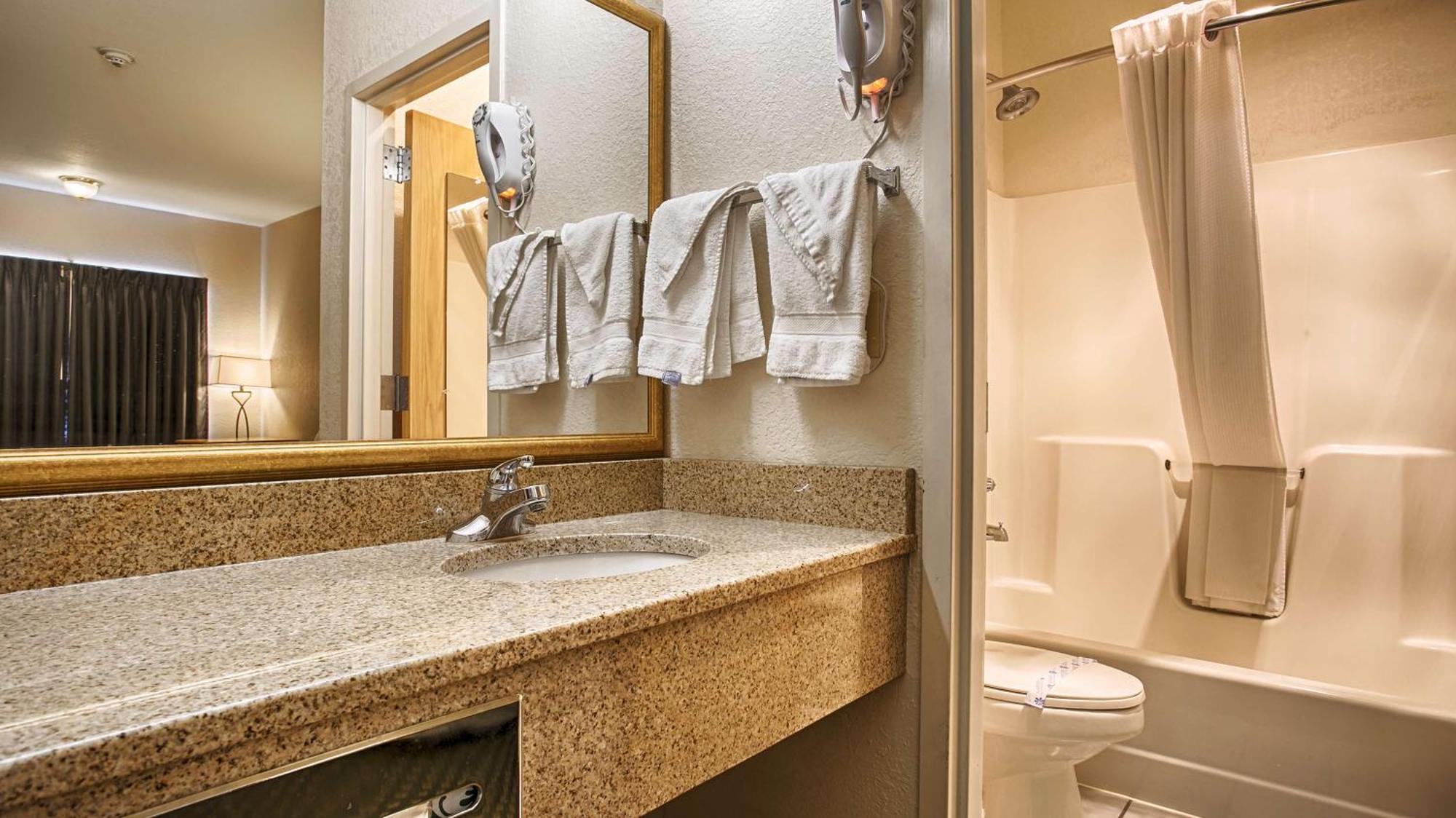 Surestay Hotel By Best Western Ottawa Экстерьер фото